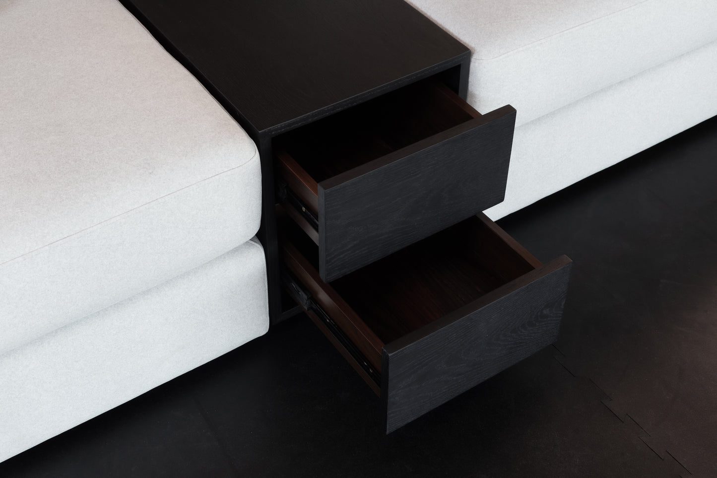 MOOD Sectional